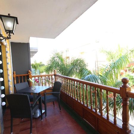Apartment Los Cristianos Center Bagian luar foto