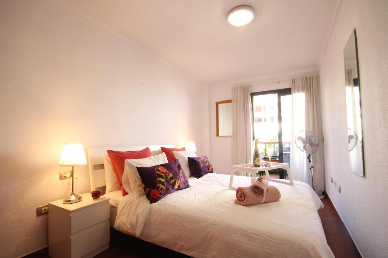 Apartment Los Cristianos Center Bagian luar foto