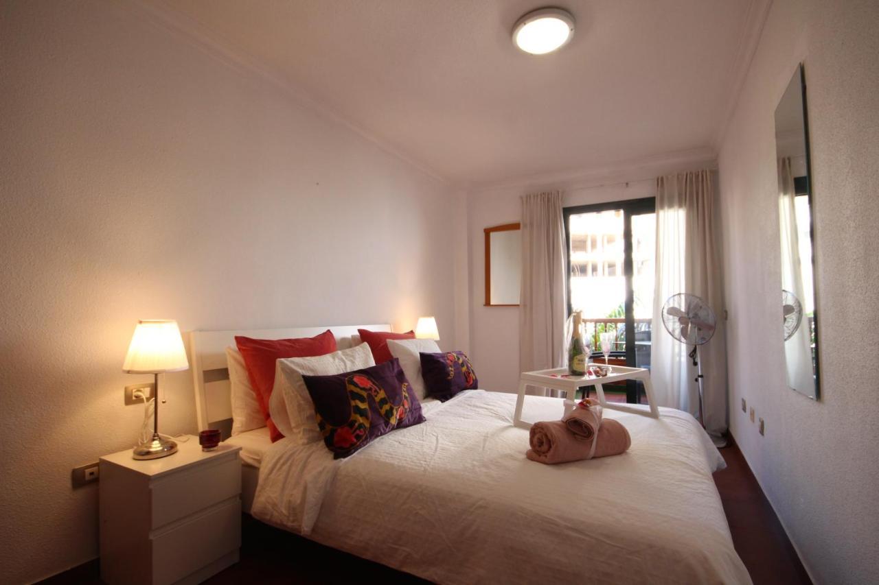 Apartment Los Cristianos Center Bagian luar foto