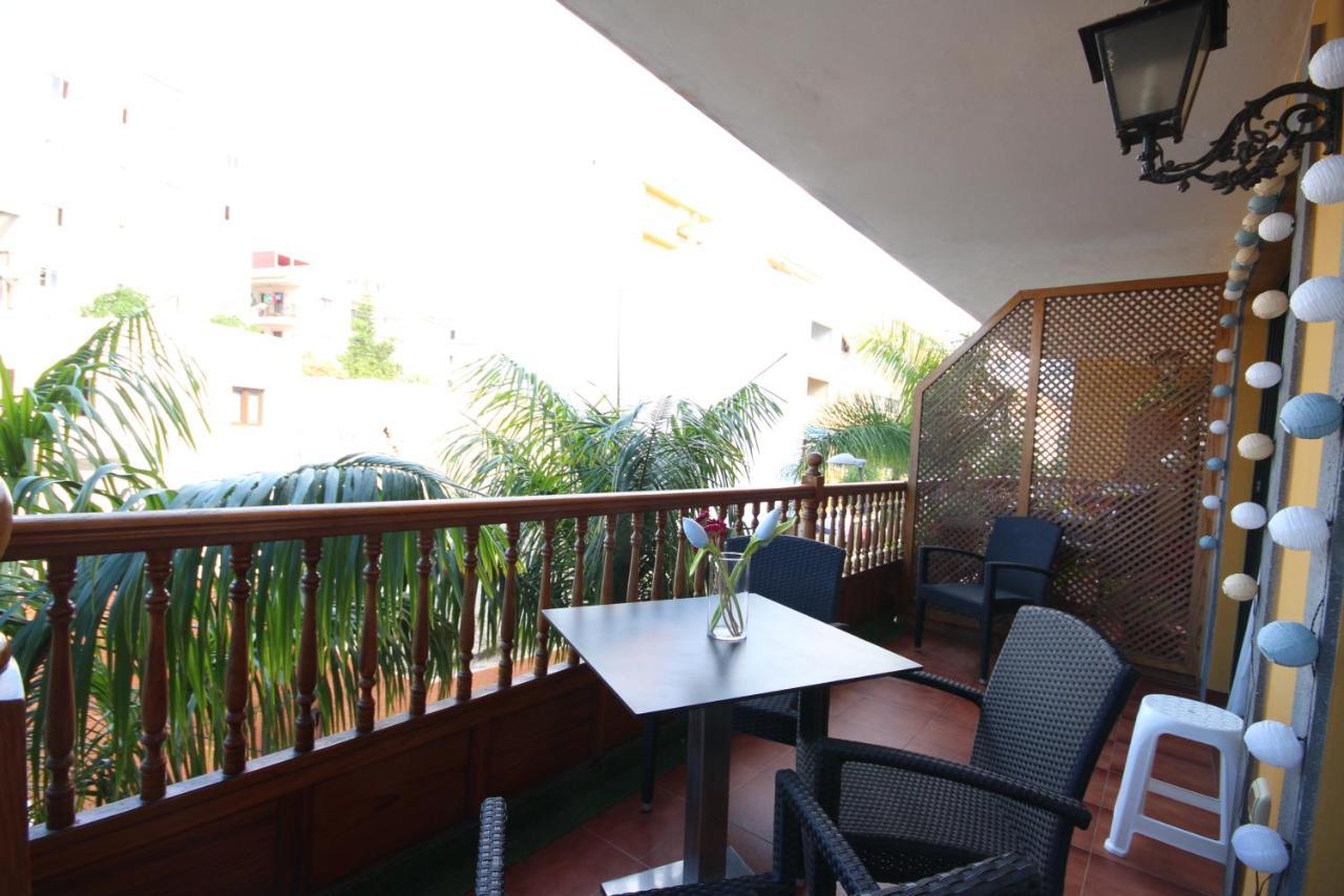 Apartment Los Cristianos Center Bagian luar foto
